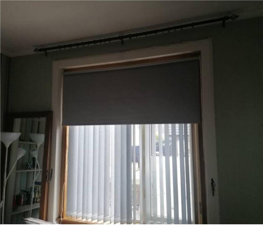 1 Bed In The Outskirts Of Edinburgh, Free Wifi & Street Parking, Self-Catering Lejlighed Broxburn Eksteriør billede
